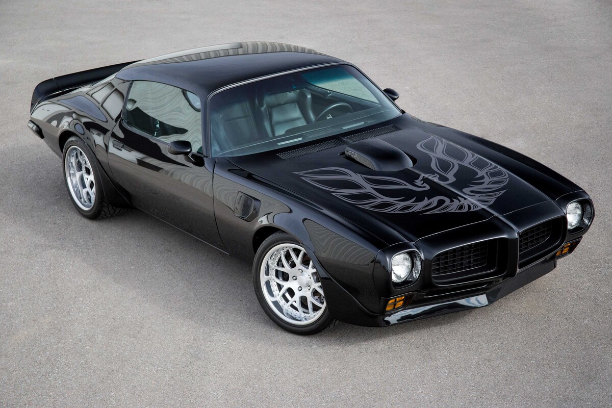 Images Restore a Muscle Car