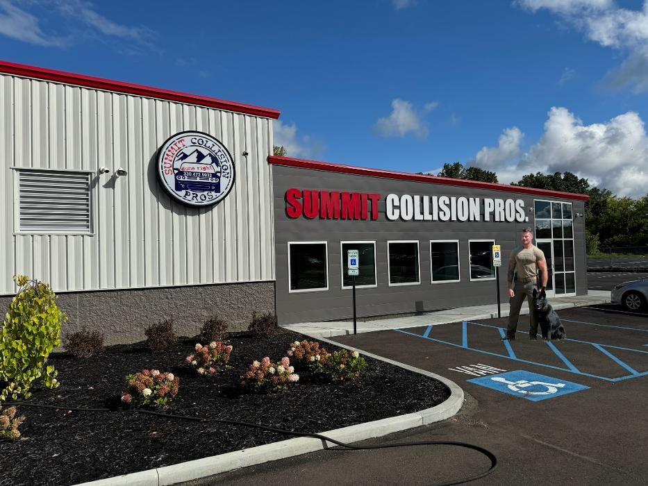 Images Summit Collision Pros.
