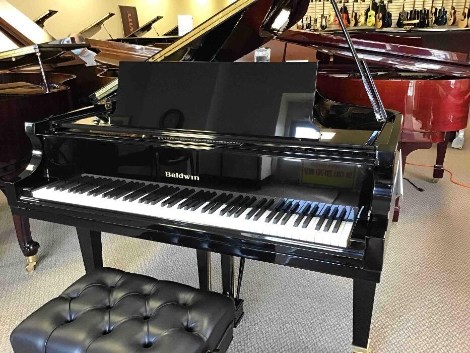 Images B Natural Pianos & Music School