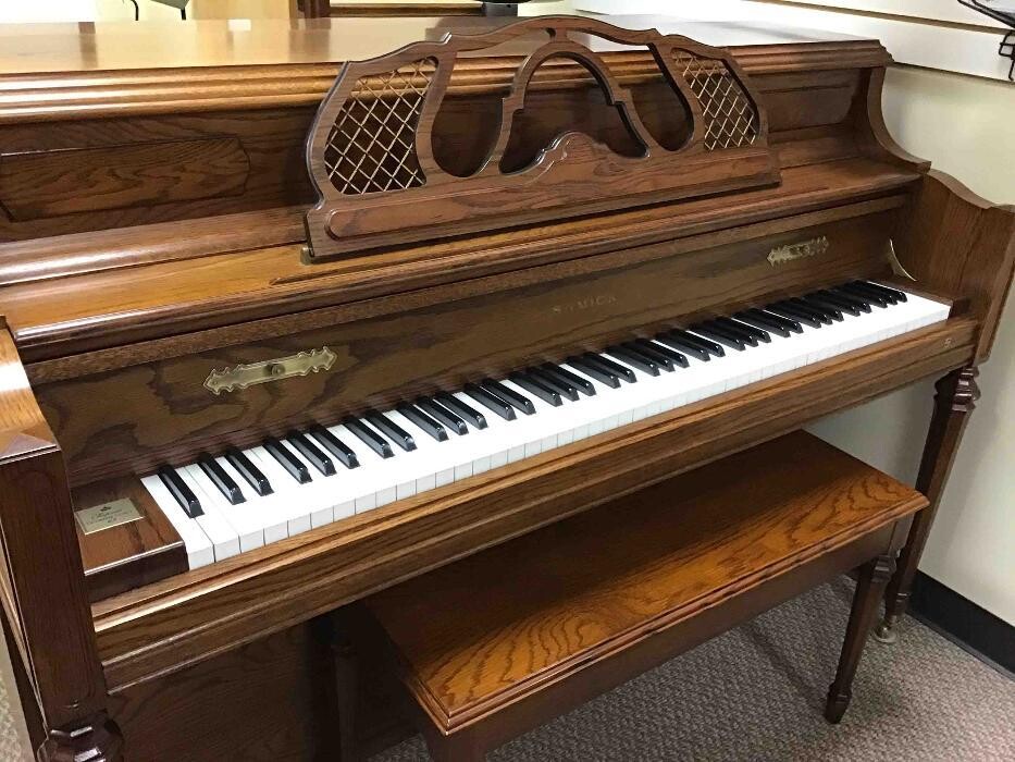 Images B Natural Pianos & Music School