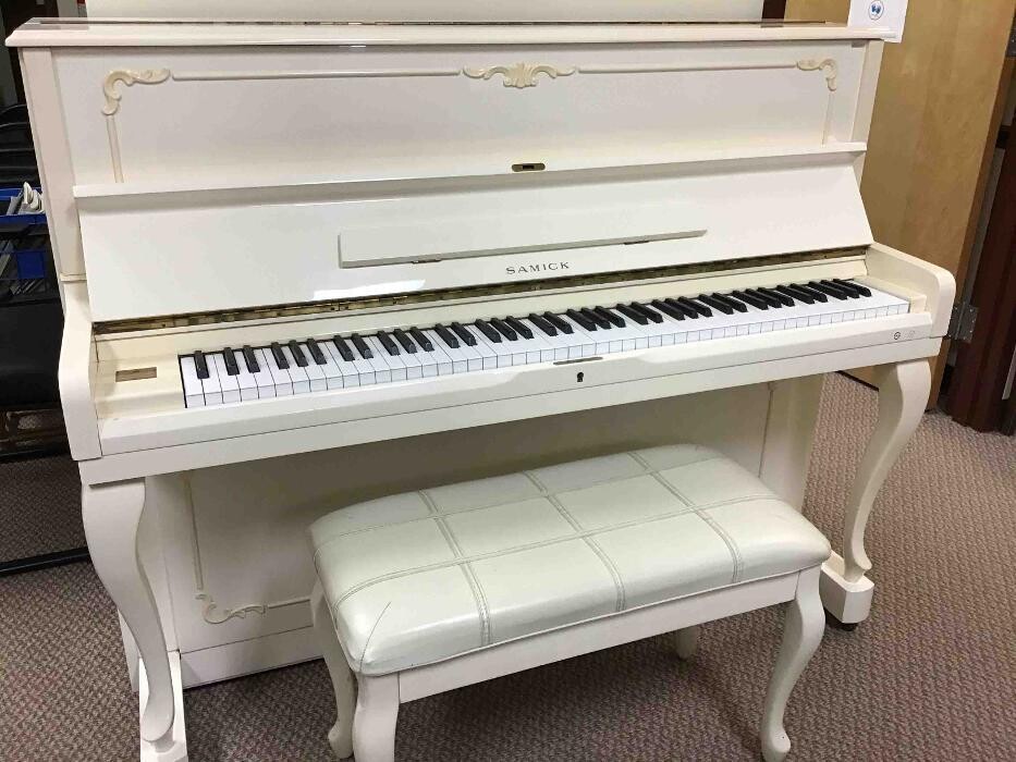 Images B Natural Pianos & Music School