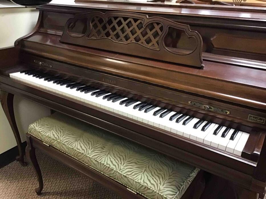 Images B Natural Pianos & Music School
