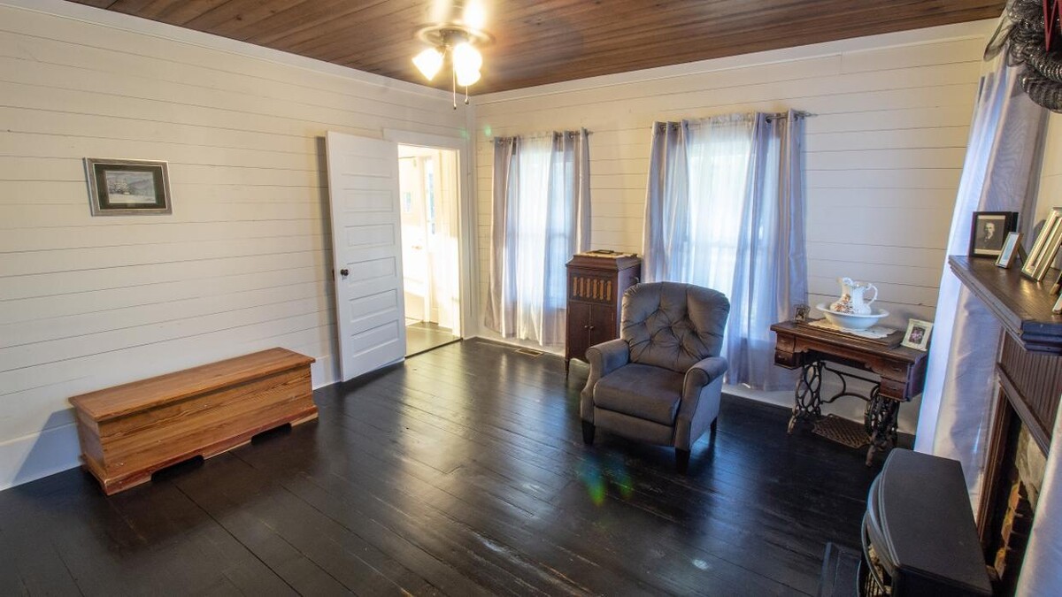 Images Nation Builders LLC
