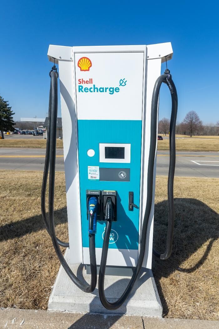 Images Shell Recharge Charging Station