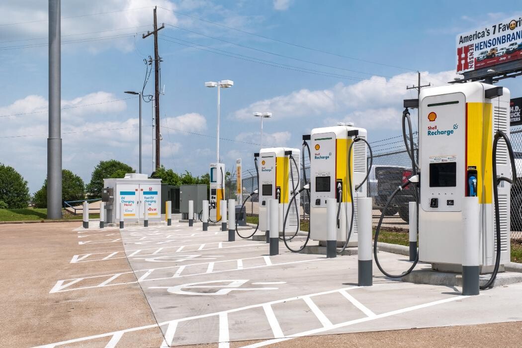 Images Shell Recharge Charging Station