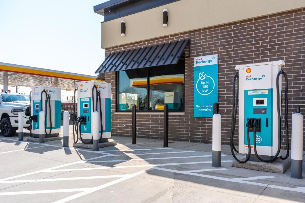 Images Shell Recharge Charging Station