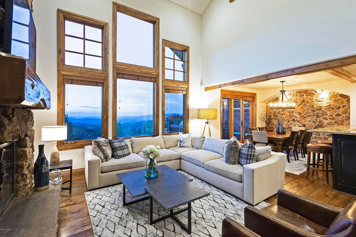 Images Matthew Magnotta - Park City Real Estate Team
