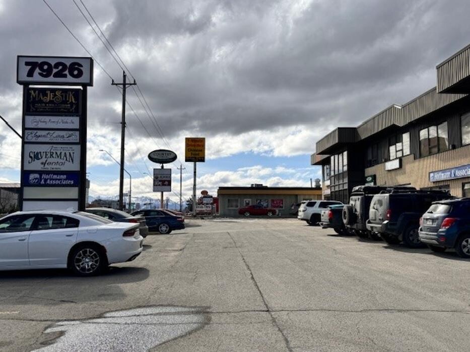 Images Laura Davis - COUNTRY Financial