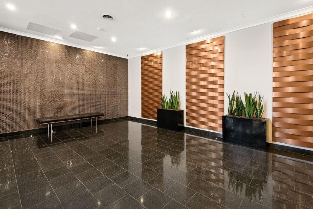 Images 3130 N Lake Shore Drive - PPM Apartments