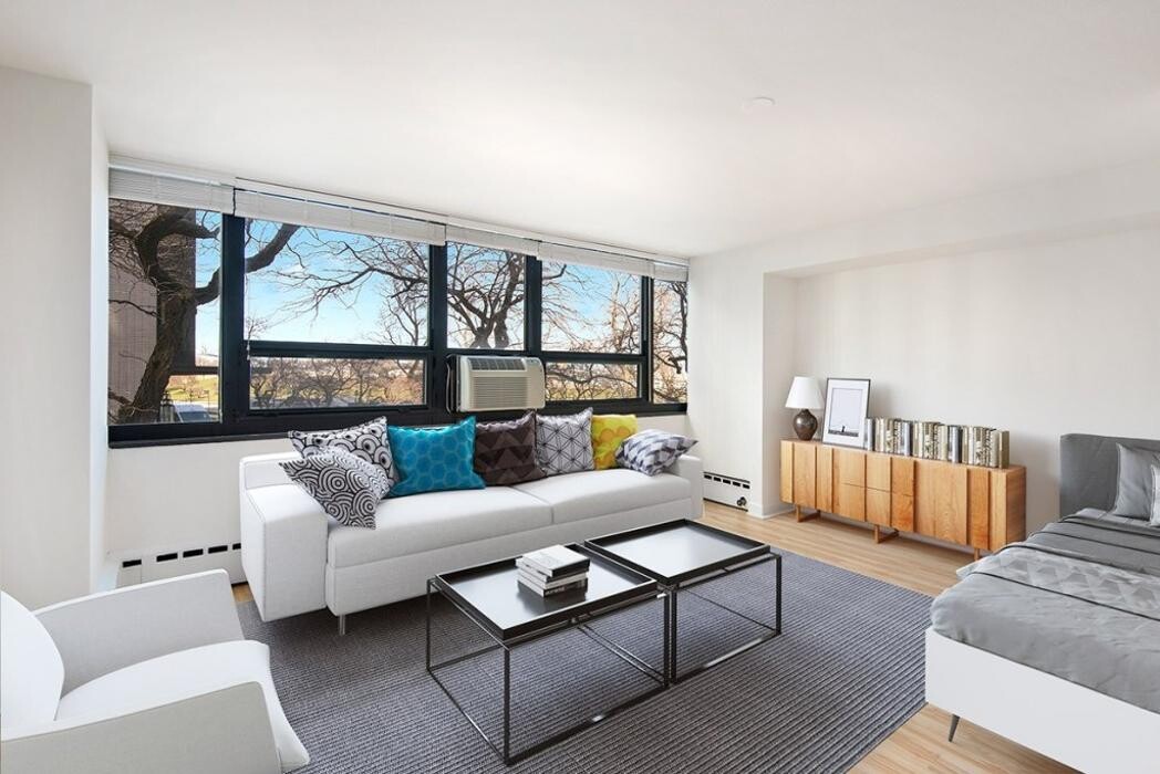Images 3130 N Lake Shore Drive - PPM Apartments