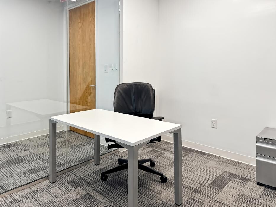Images Regus Wisconsin Ave