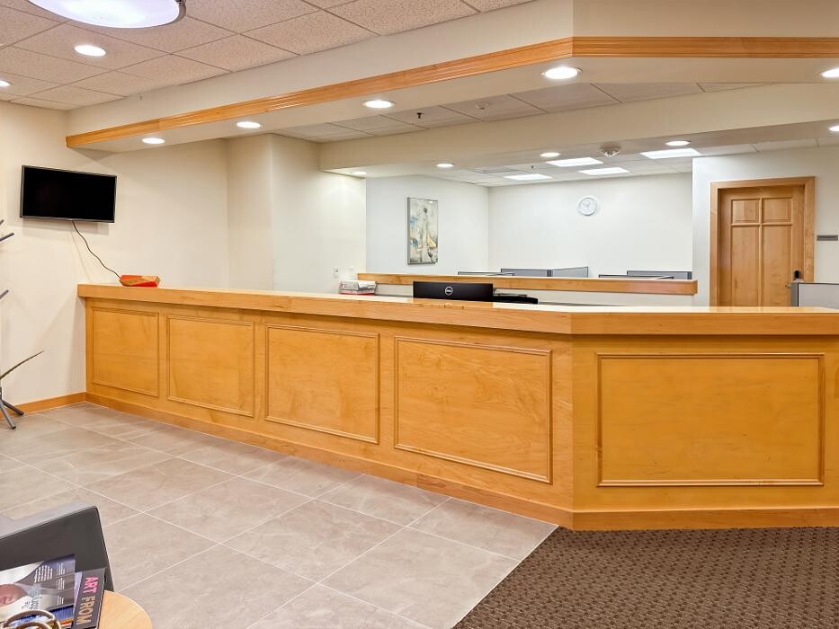 Images Regus Wisconsin Ave