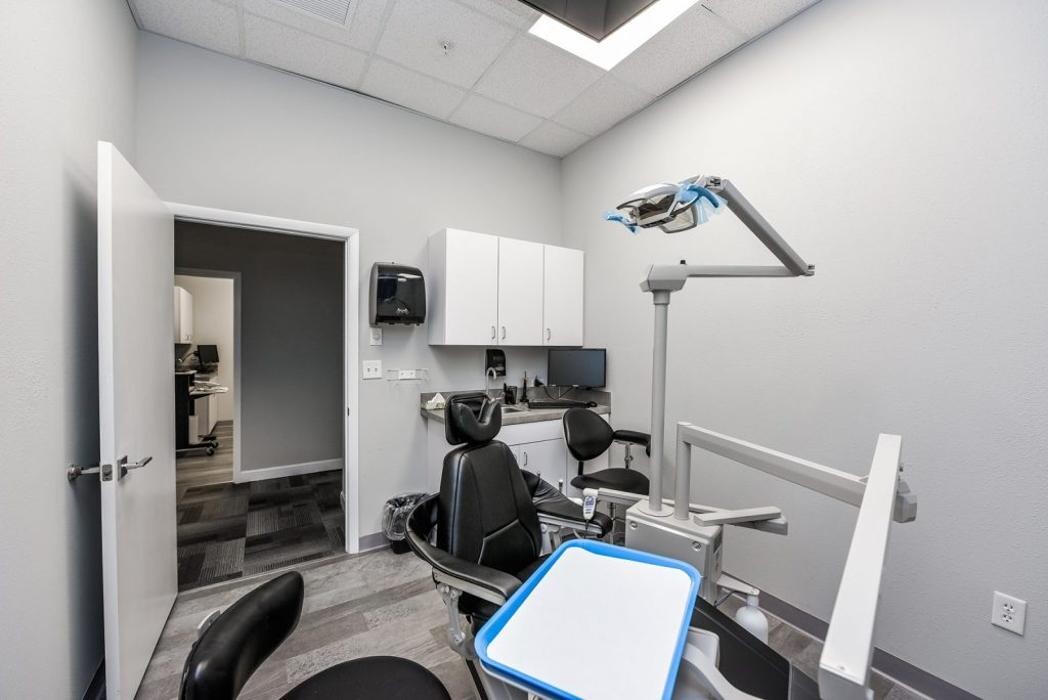 Images New Tampa Family & Emergency Dental