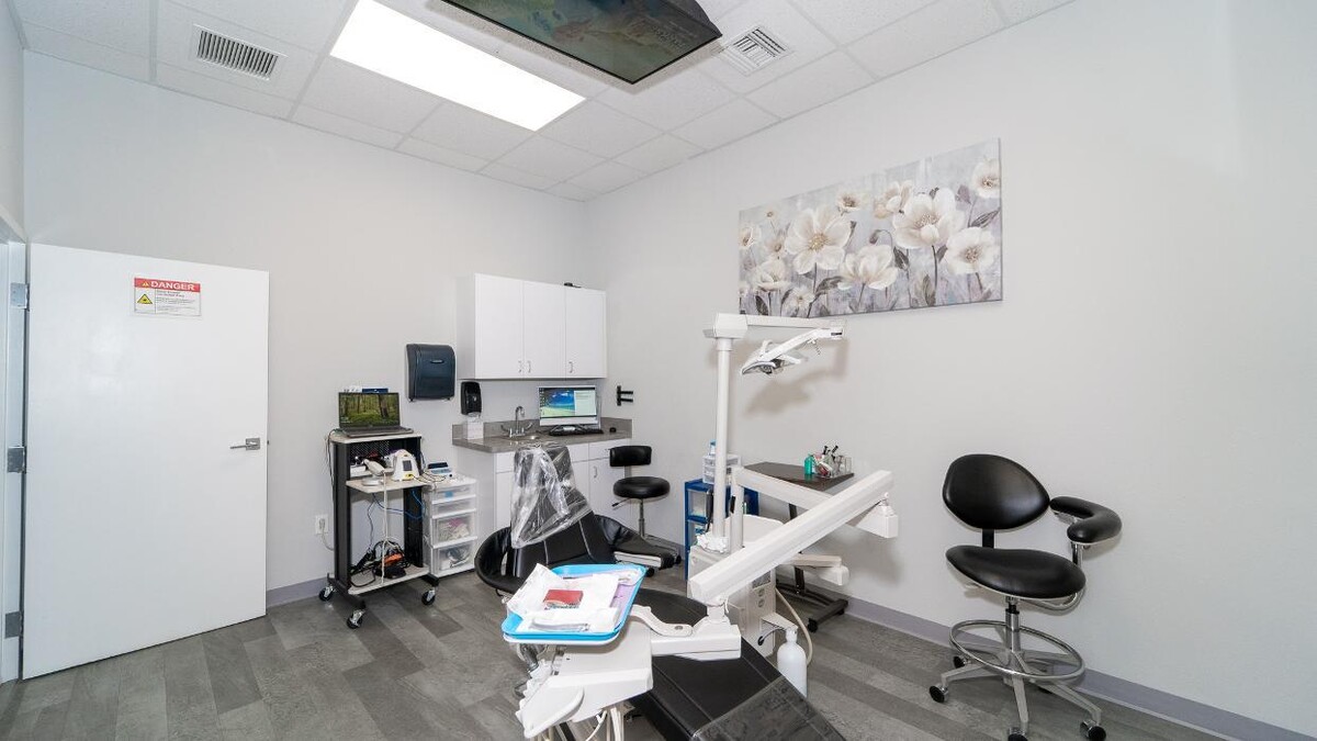 Images New Tampa Family & Emergency Dental