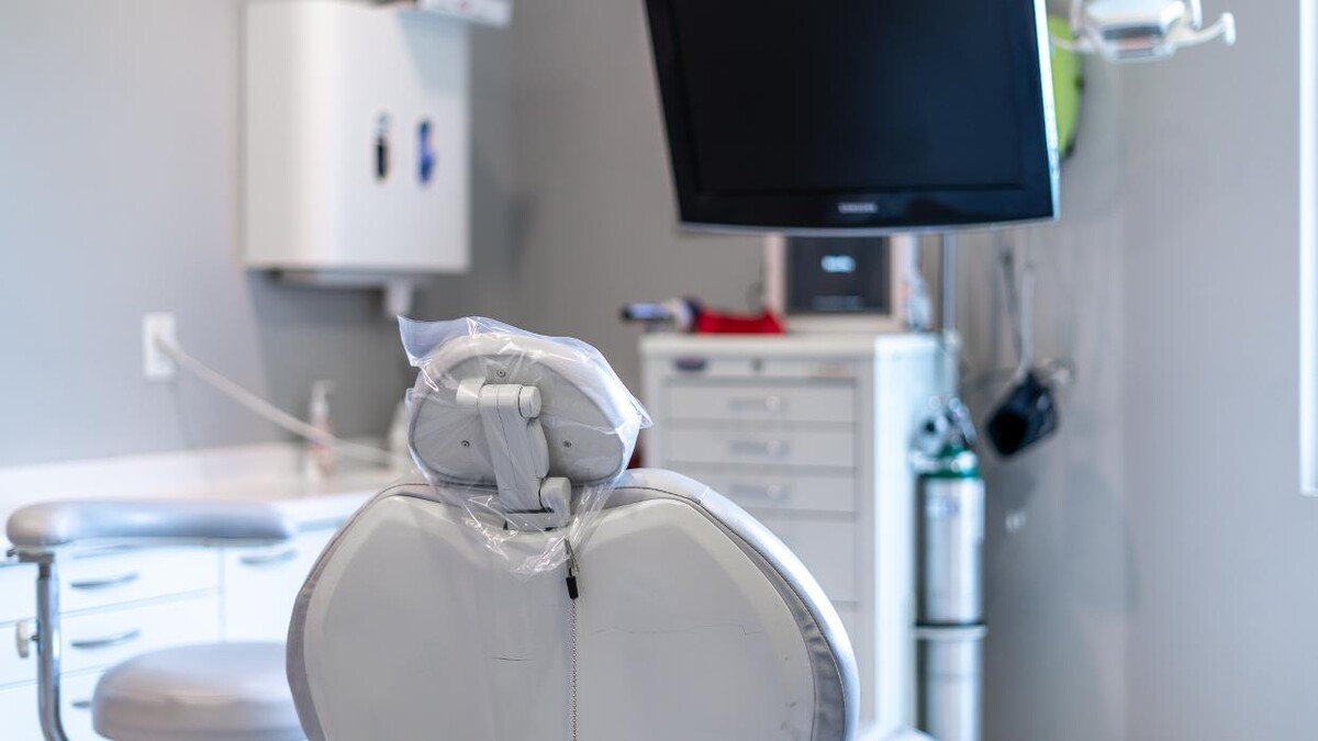 Images Ryan C. Taylor Periodontics & Dental Implants