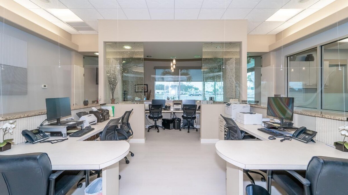 Images Ryan C. Taylor Periodontics & Dental Implants