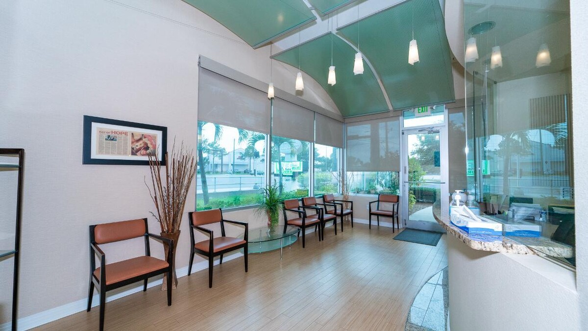 Images Ryan C. Taylor Periodontics & Dental Implants