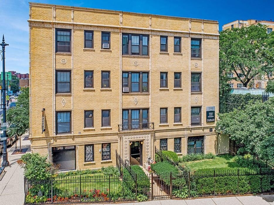 Images 596 W Hawthorne - PPM Apartments