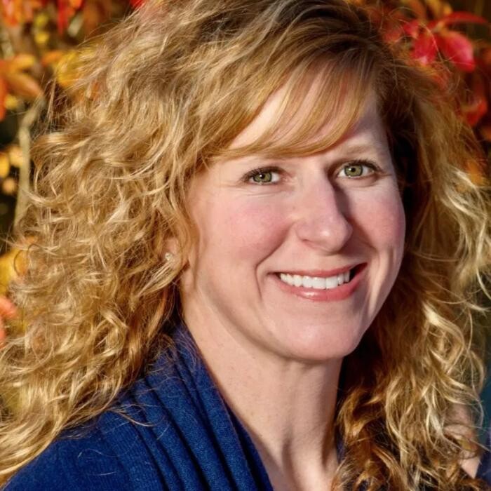 Images Teresa Gehret Biggerstaff, DDS, MD
