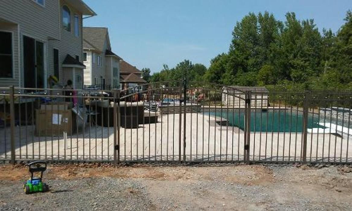 Images ROC City Fence