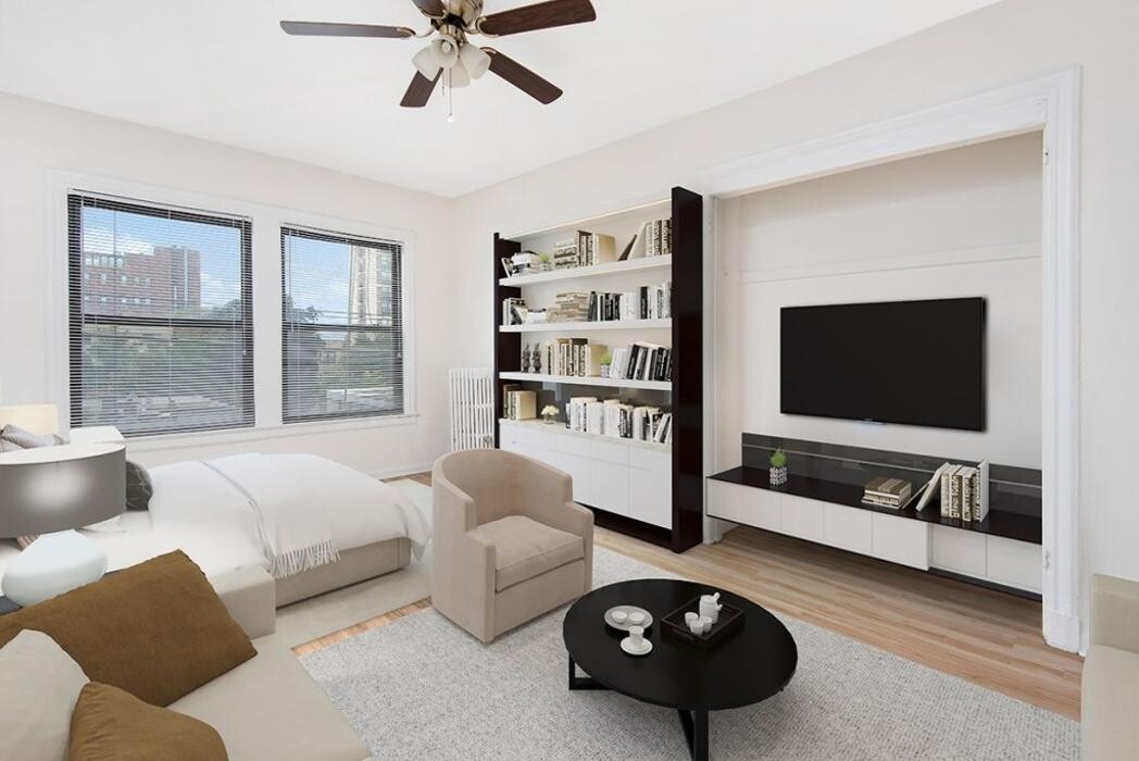 Images 515 W Briar - PPM Apartments