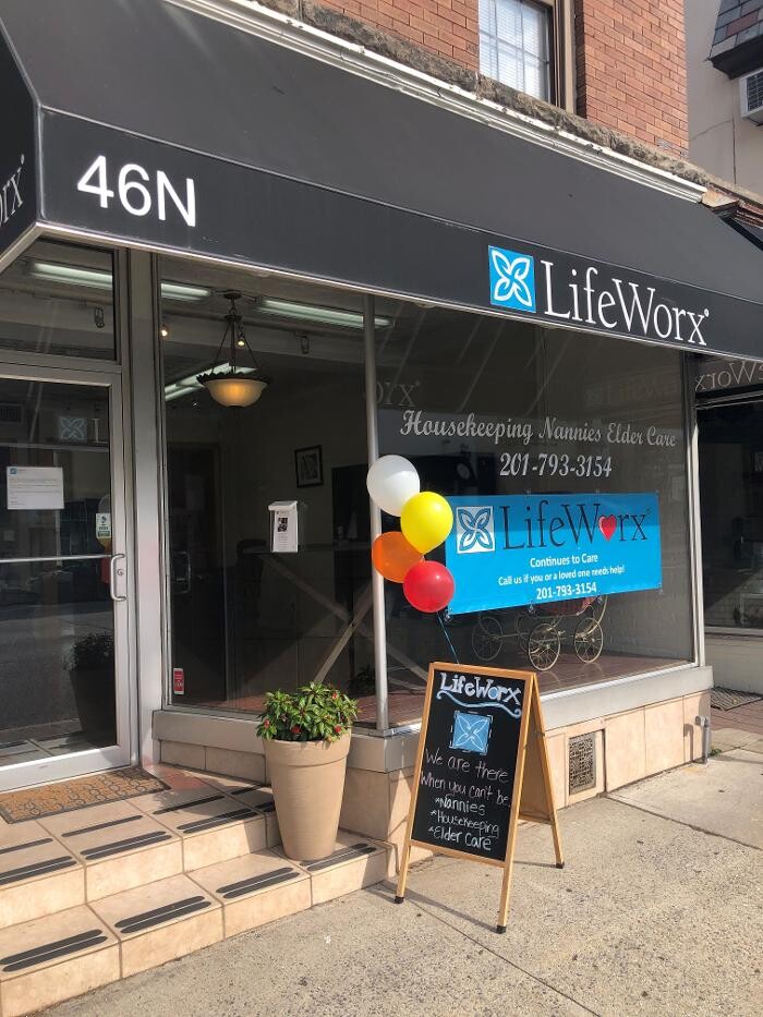 Images LifeWorx Home Care