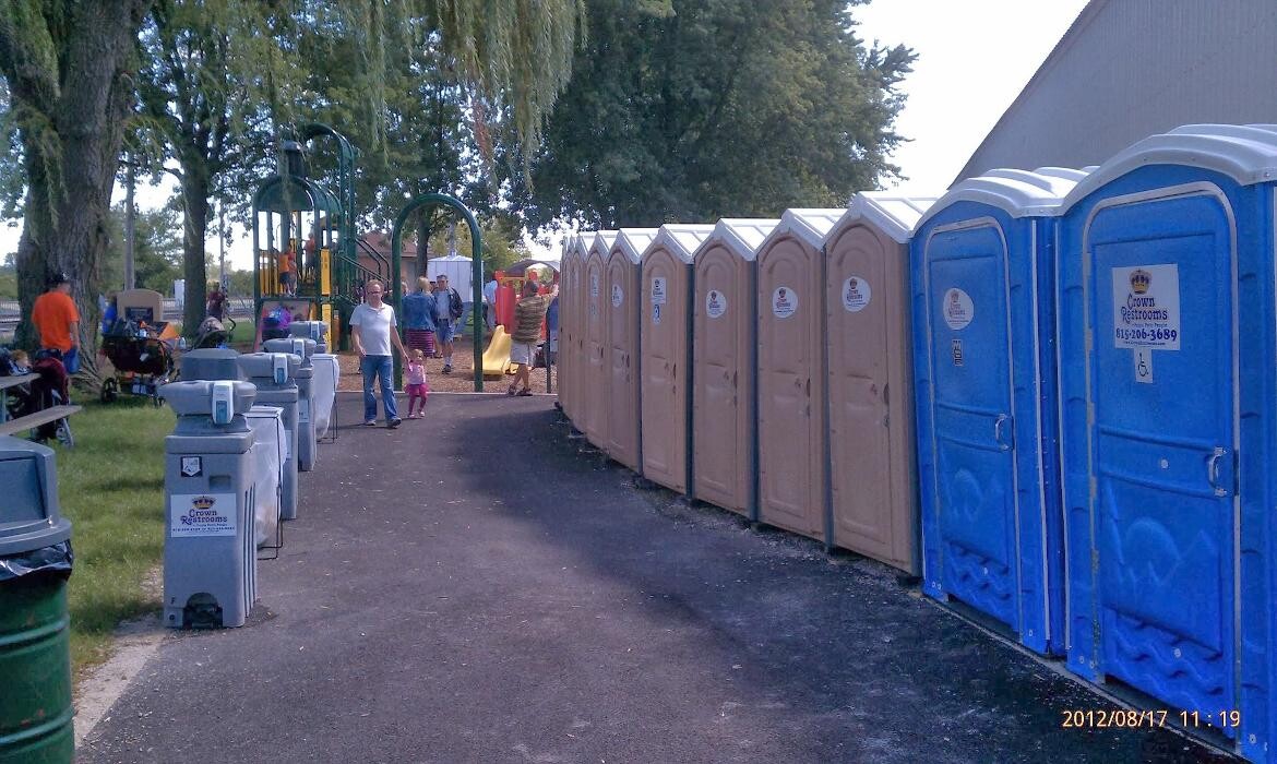Images LRS Woodstock Portable Toilets