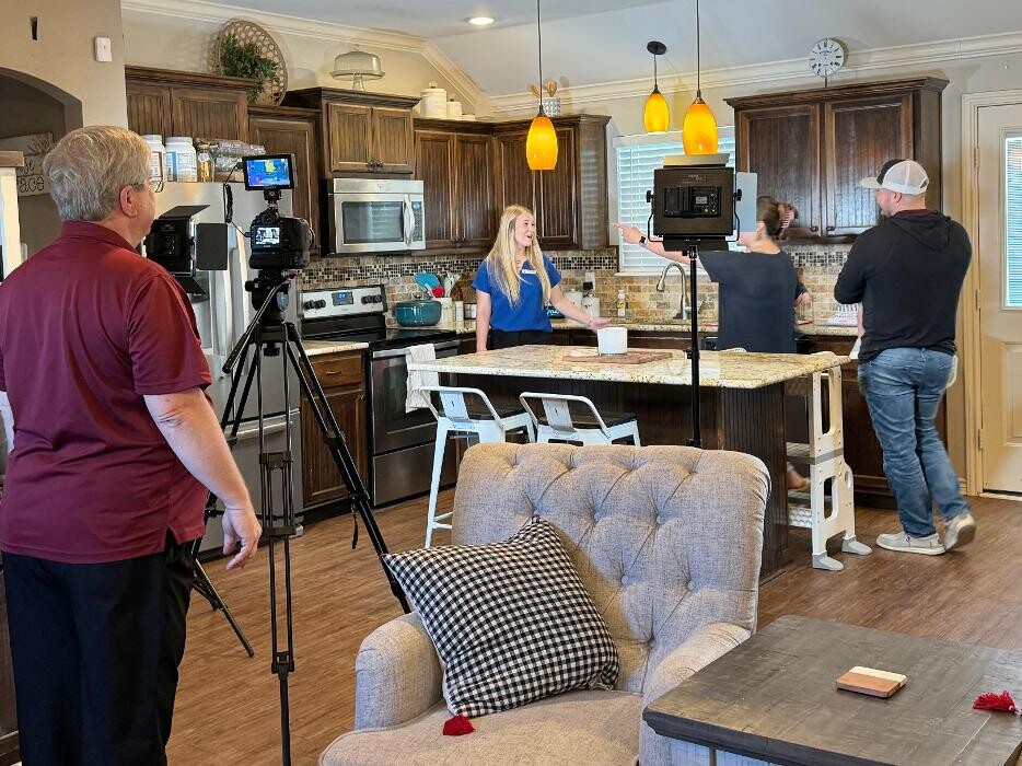 Images RE/MAX Benchmark