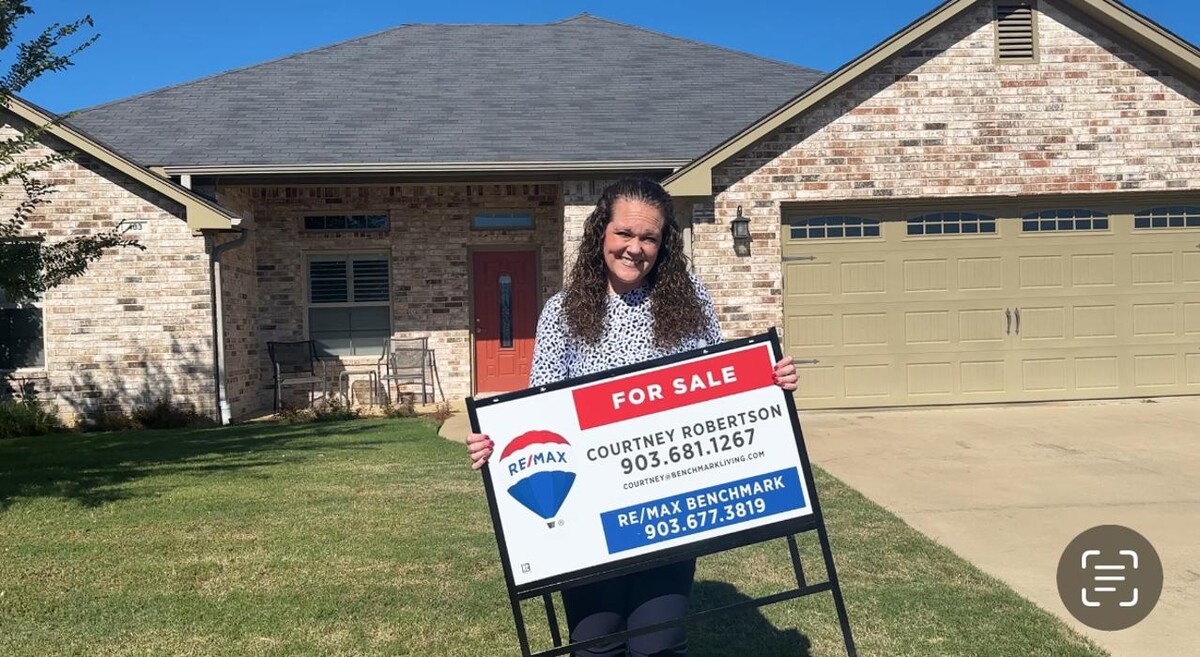 Images RE/MAX Benchmark