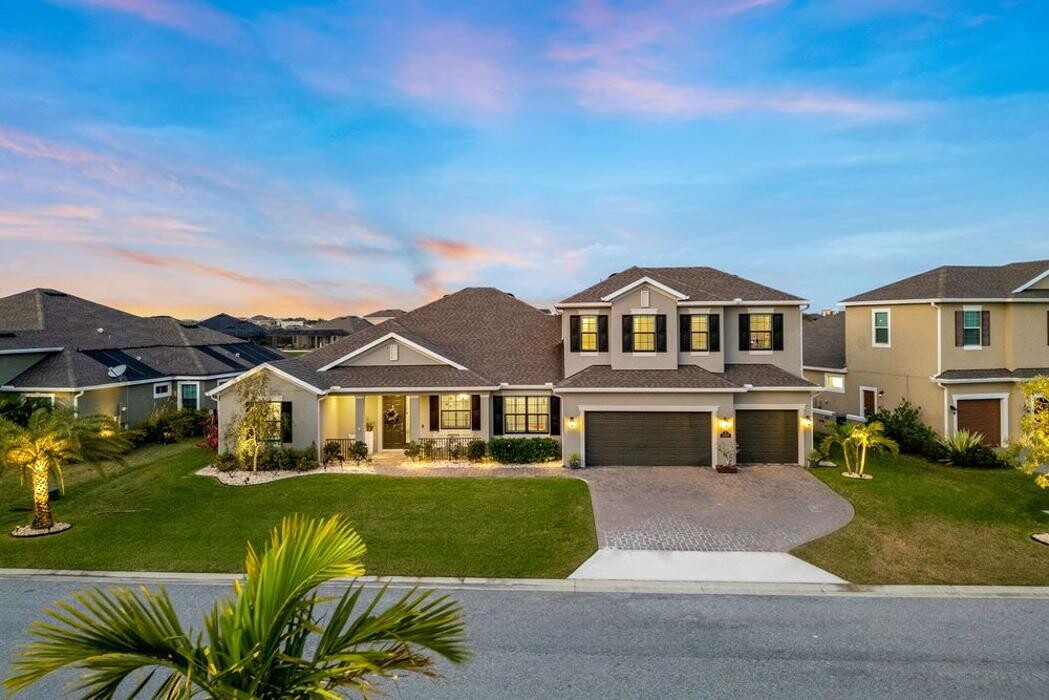 Images Cara Mattingly - Your Home in Brevard
