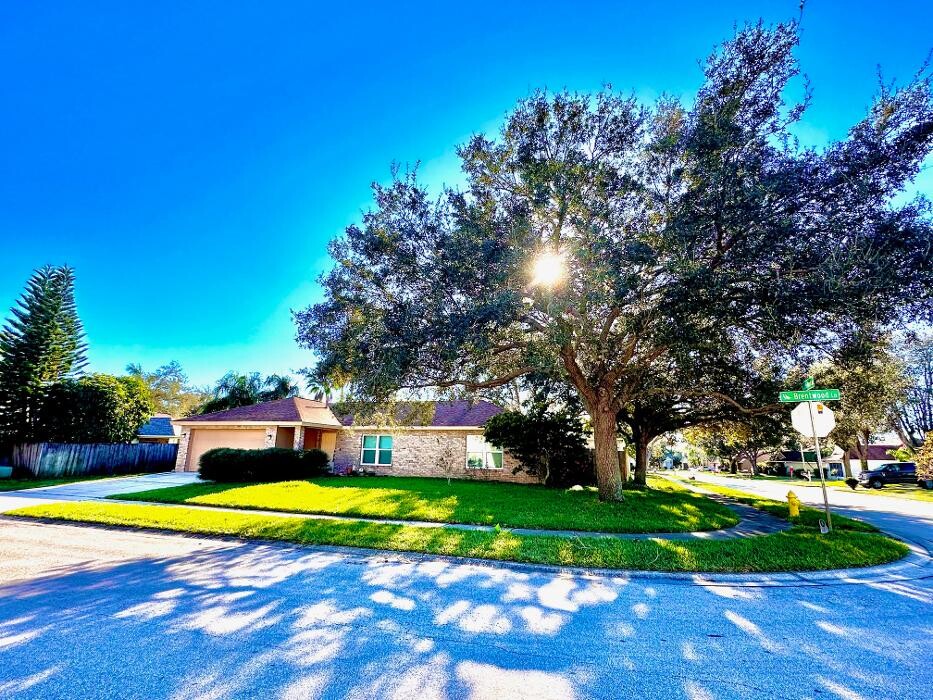 Images Cara Mattingly - Your Home in Brevard