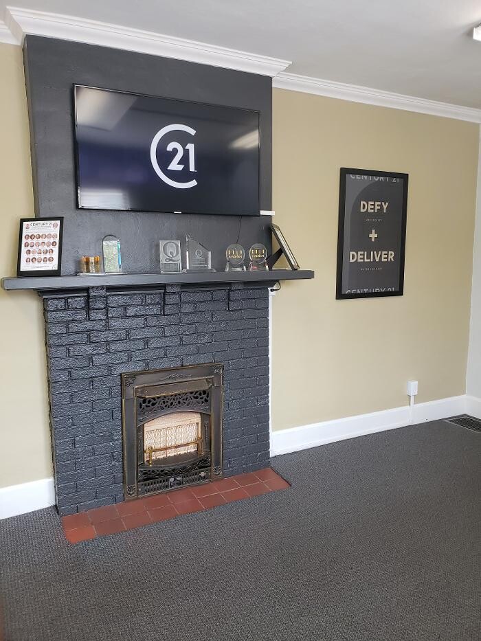 Images Century 21 Frank Frye Real Estate