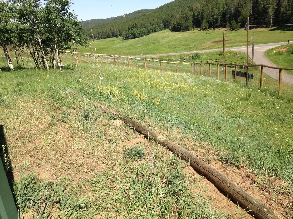 Images Aspen Creek Veterinary Hospital (at Pleasant Park)