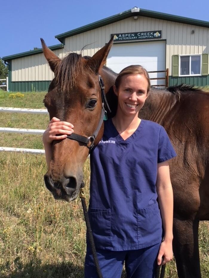 Images Aspen Creek Veterinary Hospital (at Pleasant Park)