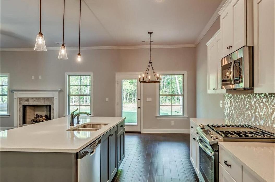Images Lowder New Homes - Sturbridge