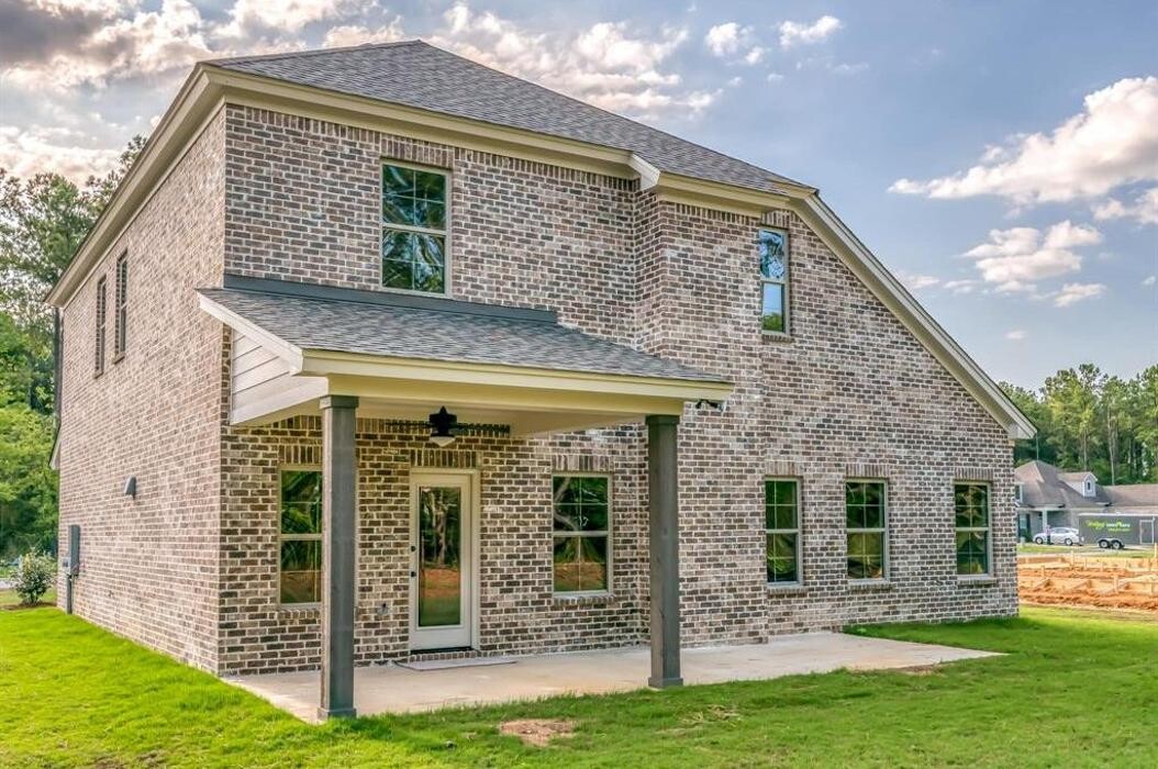 Images Lowder New Homes - Sturbridge