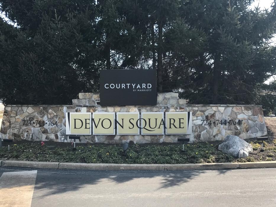 Images Center for Vein Restoration | Dr. Rachael Snow