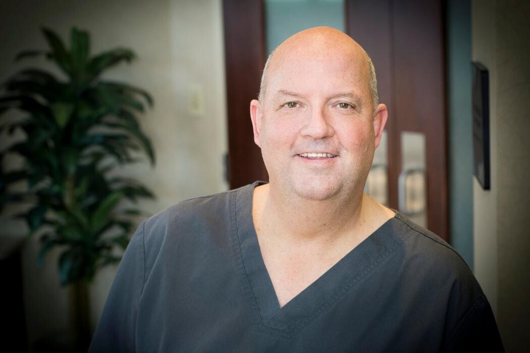 Images Center for Vein Restoration | Dr. Mark Featherston & Dr. Brent Greenberg