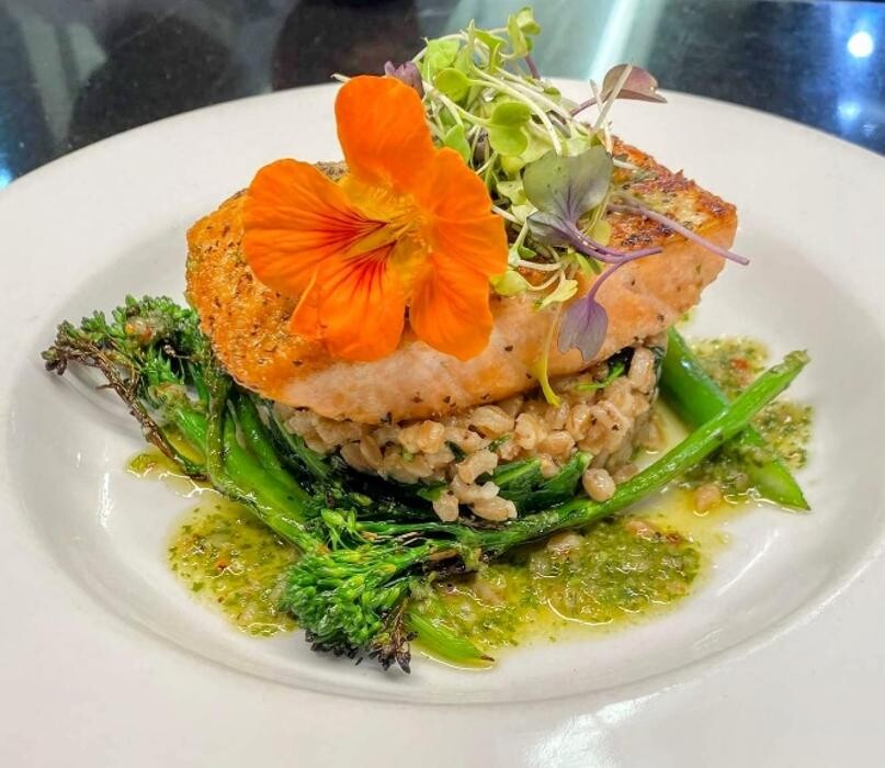 Images Main Street Bistro & Piano Bar-Cabaret-Pizzaria