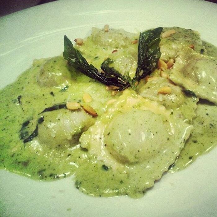 Images Main Street Bistro & Piano Bar-Cabaret-Pizzaria