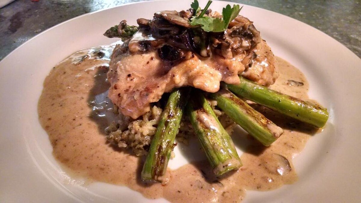 Images Main Street Bistro & Piano Bar-Cabaret-Pizzaria