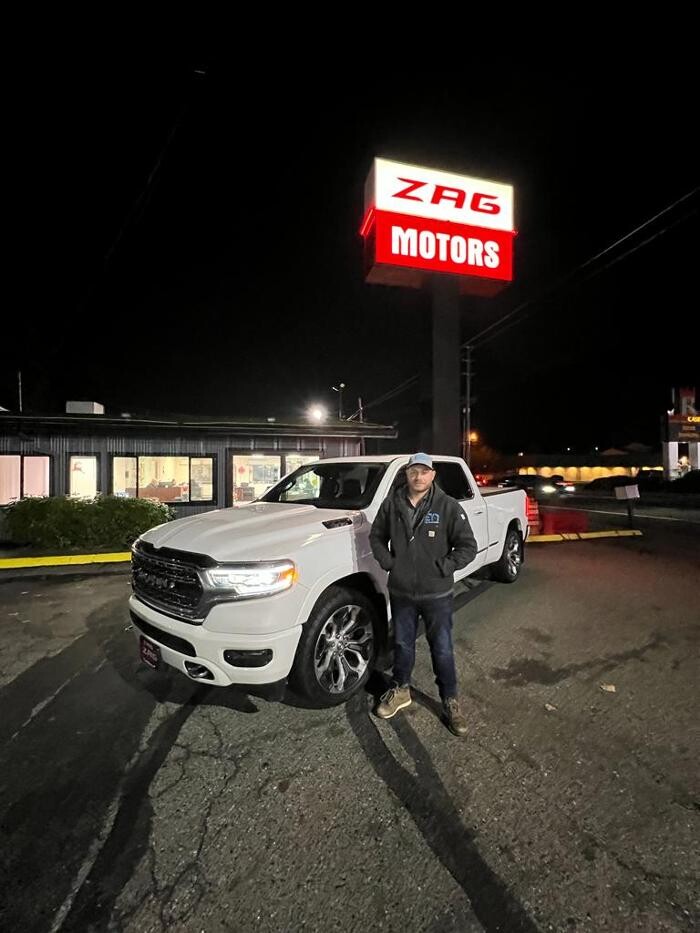 Images ZAG Motors Everett