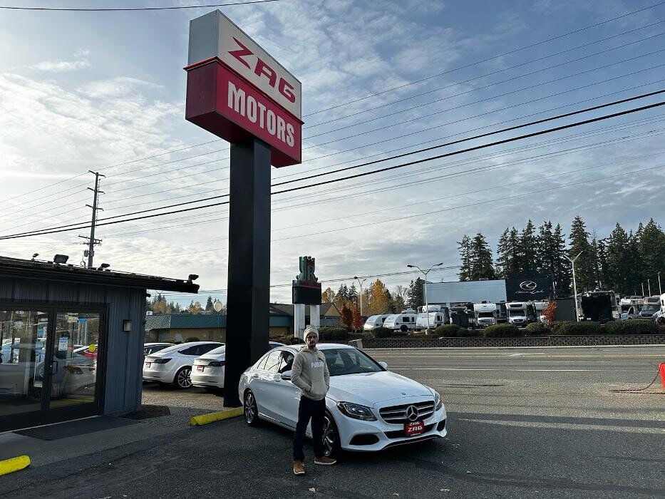 Images ZAG Motors Everett
