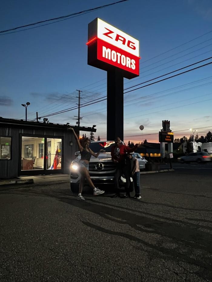 Images ZAG Motors Everett
