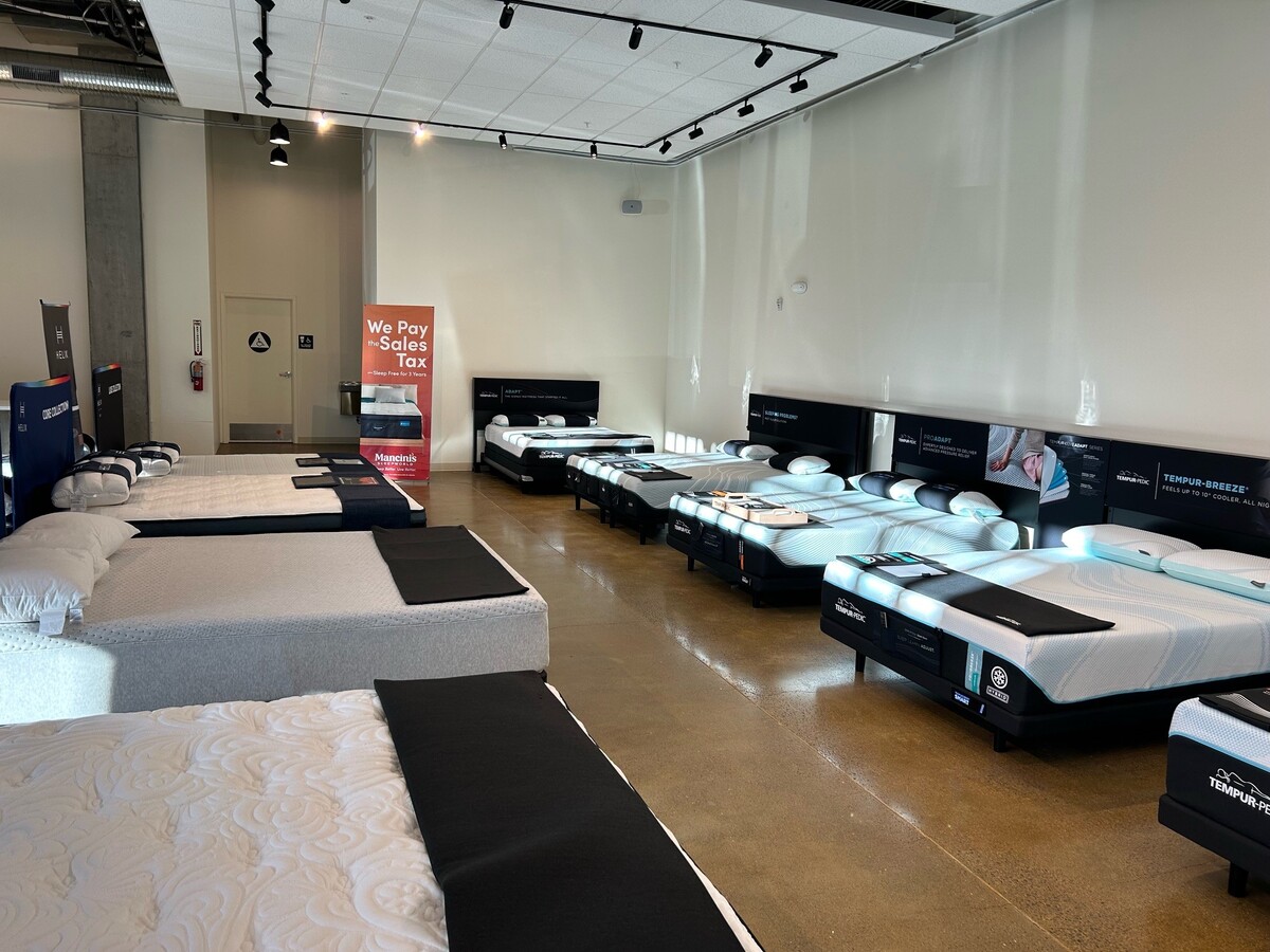 Images Mancini's Sleepworld Oakland