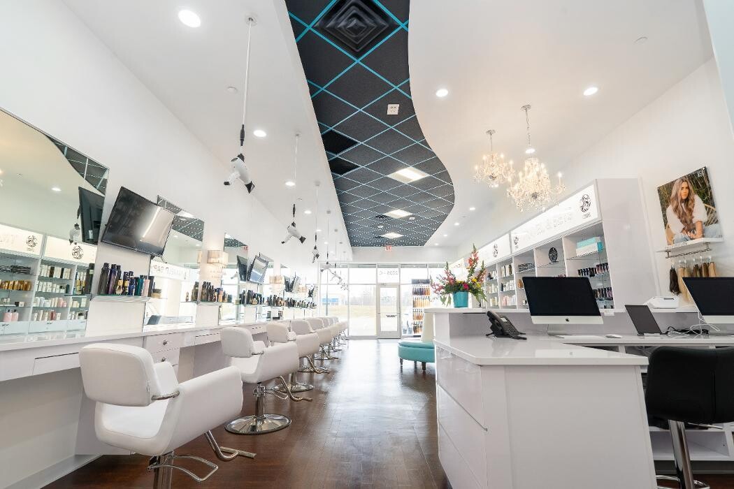 Images Primp and Blow Arrowhead Shops