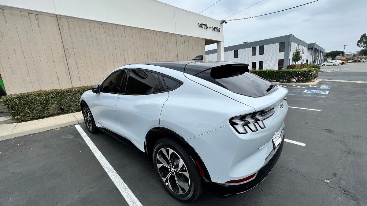 Images Sounds Amazing & Tint