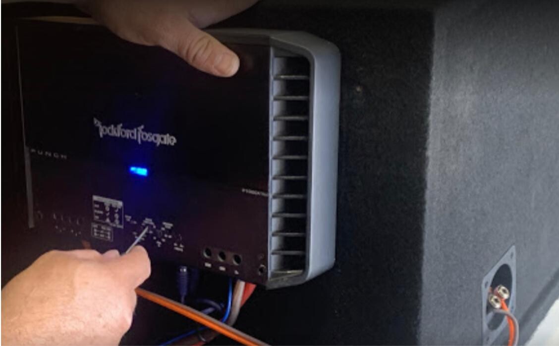 Images Sounds Amazing & Tint