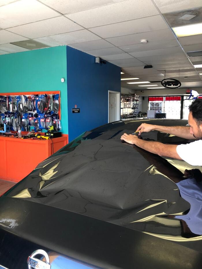 Images Sounds Amazing & Tint