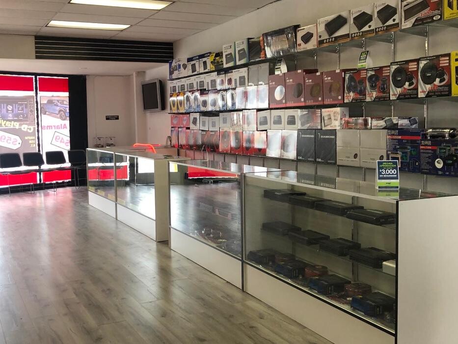 Images Sounds Amazing & Tint